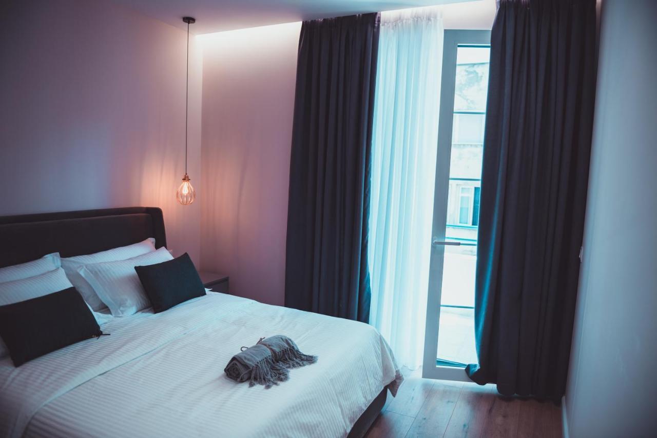 Tam Serviced Apartment City Center No2 Tiranë Luaran gambar